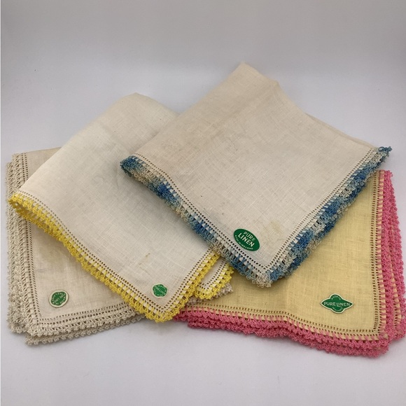 Lot of 4 Vintage Handkerchiefs Made in Ireland Pure Linen - Picture 1 of 8